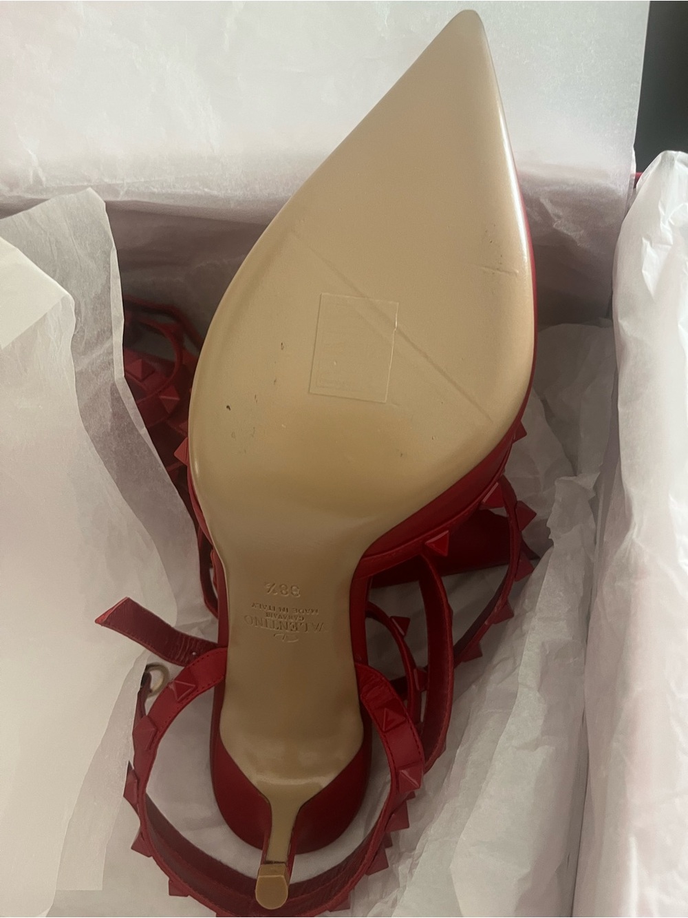 Valentino Garavani with Bold Red Designer box NEW NEVER USE - Picture 4 of 9